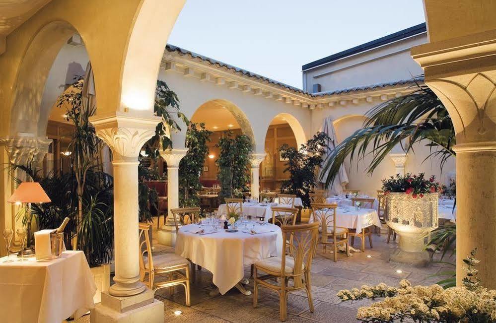 Hotel Le Rempart Турню Екстер'єр фото